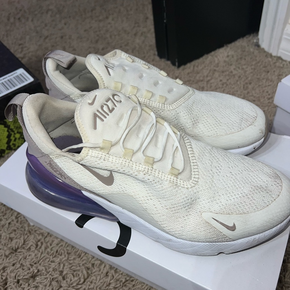 Nike Air Max 270